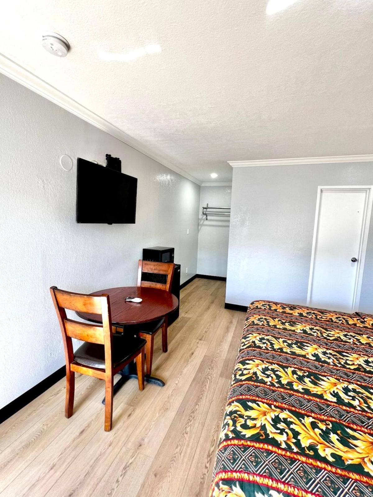 Aqua Inn Motel 엘몬테 외부 사진